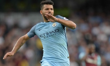 Agüero podría perderse derbi de Manchester tras ser acusado de conducta violenta