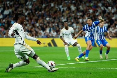 El Real Madrid golea 5 a 0 al Alavés