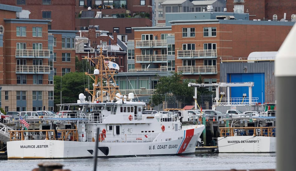 Expertos de Estados Unidos estudian los ruidos detectados en la zona de búsqueda del sumergible que viajaba al Titanic