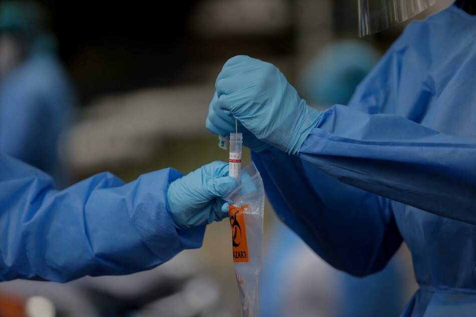 Por segunda vez, Ómicron impulsa aumento de contagios de covid-19