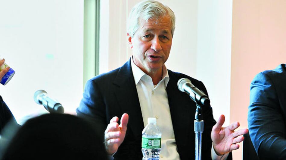 Director de JPMorgan ganó $29.5 millones