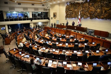 Municipios tendrían vía libre para inflar gastos
