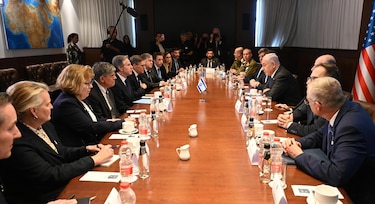 Netanyahu dice a Blinken que no aceptará un acuerdo con Hamás que incluya fin de la guerra