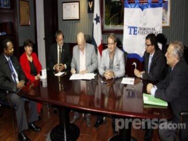 Entregan orden de proceder para nueva sede del TE