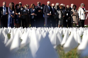 Estados Unidos supera los 700,000 muertos por Covid-19: Universidad Johns Hopkins