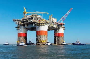 Petróleo sube por tensiones sobre la oferta antes de la  reunión de  Opep+