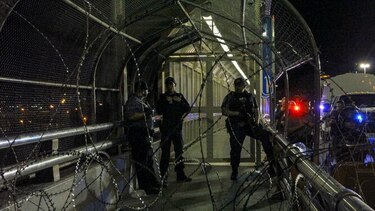 Estados Unidos cierra puente fronterizo del norte de México