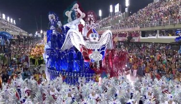 Estácio de Sá con tema de Panamá gana campeonato de la serie A en Carnaval de Río