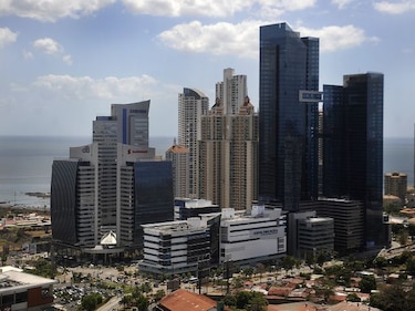 Panamá negociará a corto plazo acuerdos tributarios con Austria y Vietnam