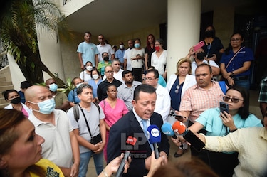 Dueños de farmacias acuden a la CSJ por descuento en medicamentos; advierten que decreto No. 17 los llevará a la quiebra 