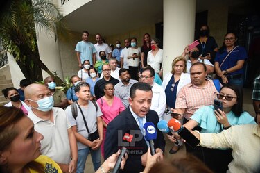 Dueños de farmacias acuden a la CSJ por descuento en medicamentos; advierten que decreto No. 17 los llevará a la quiebra