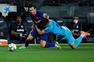 El Barcelona no falla ante el colista y estira su ventaja a cinco puntos sobre el Real Madrid