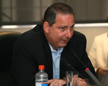 Por ausencia de Salomón Shamah se suspende audiencia