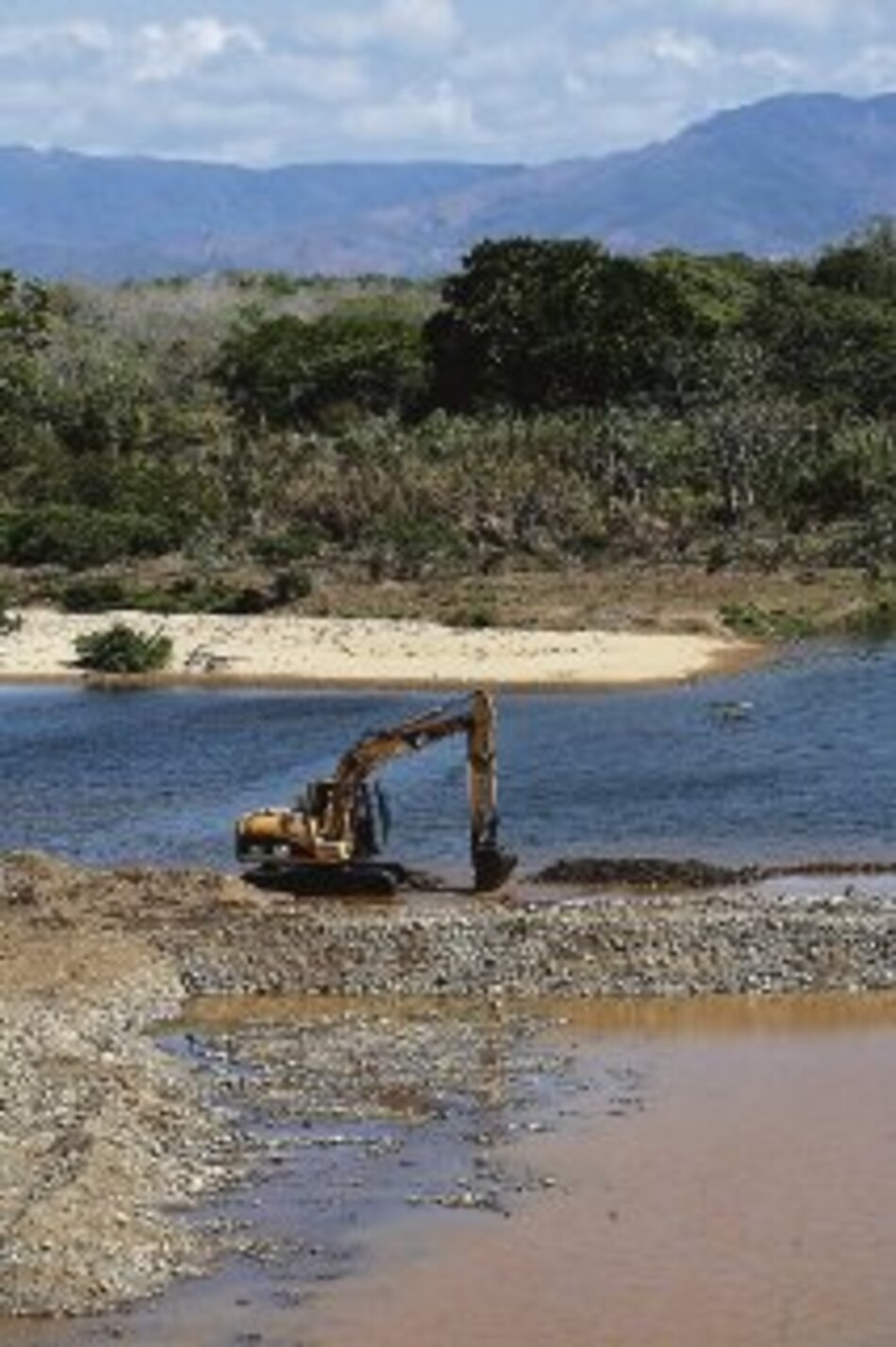 Sorprendidos en extracción ilegal
