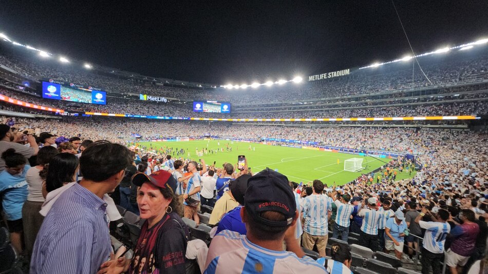 La gran manzana se vistió de albiceleste: así se vivió la semifinal de Argentina contra Canadá