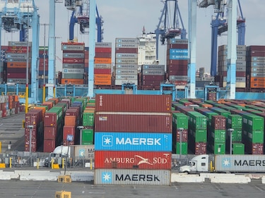 Comercio mundial crece, pero los costos marítimos y logísticos presionan los precios