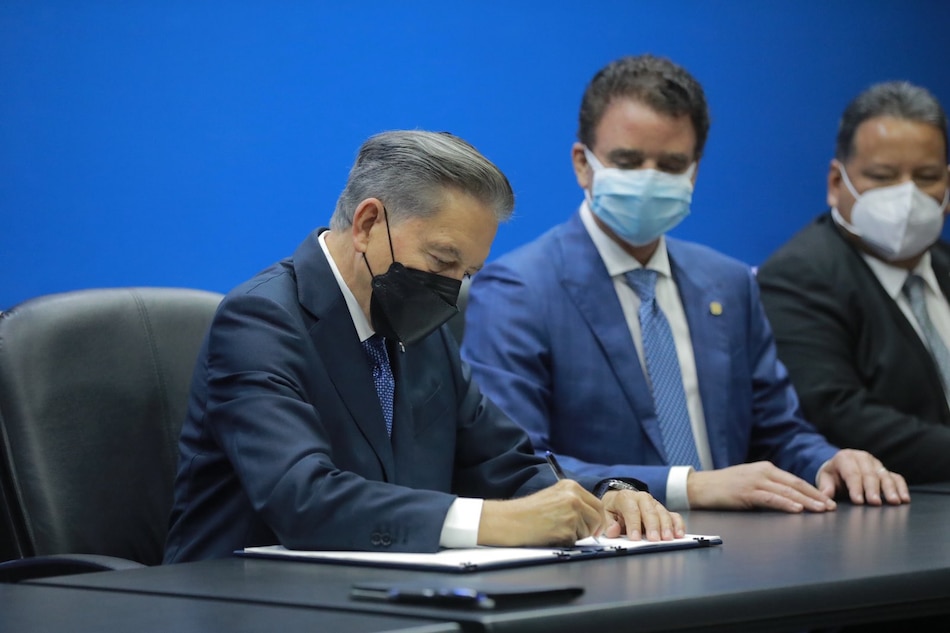 Cortizo y Solís ignoraron irregularidades en la AIG