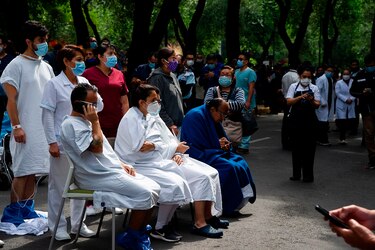 Fuerte sismo en México deja seis muertos y acrecienta ansiedad por la pandemia