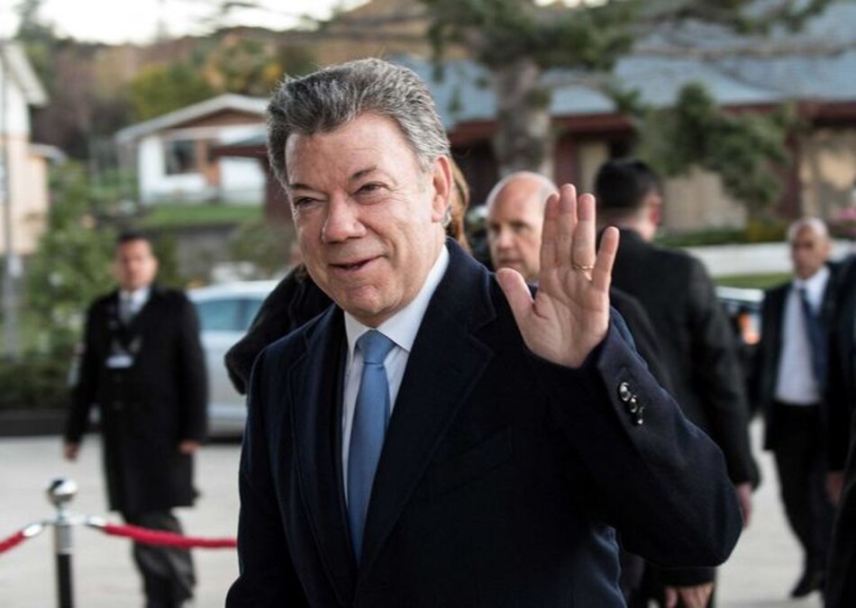 Mejora imagen de Juan Manuel Santos