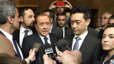 Silvio Berlusconi: Seguiría como accionista mayoritario de Milan