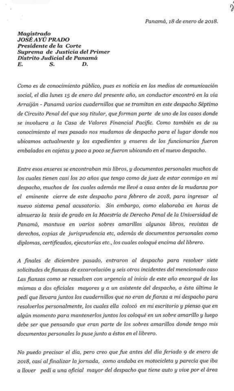 Juez admite que ‘sin querer’ se llevó a su casa documentos del caso Financial Pacific