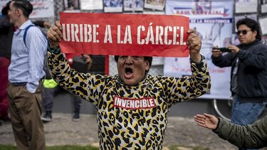 Álvaro Uribe: declaran culpable al expresidente de Colombia de los delitos de soborno a testigos y fraude procesal