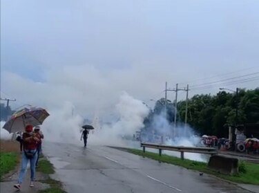 Docentes siguen en paro y protestan por el alto costo de la vida; este miércoles se instalará mesa de negociaciones