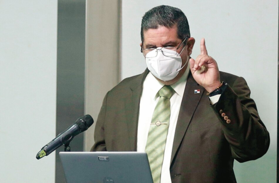 ‘Aquí el que no se atreve es por algo’, dijo Pino, sobre la ley de extinción de dominio