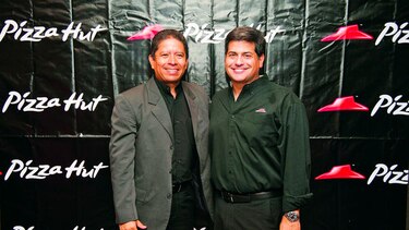 Pizza Hut presenta nueva línea de producto