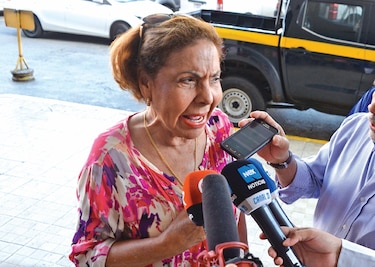 ‘En otros países cogen un revólver’, repudian palabras de Mayín Correa
