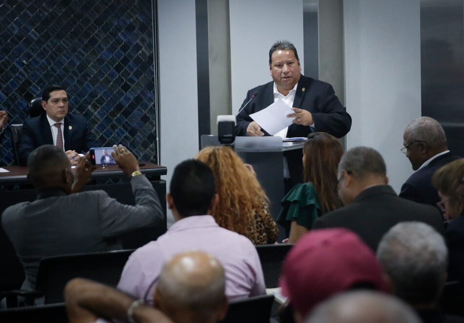 La bancada del PRD insiste en reformar el Código Electoral y derogar la Ley 9 de la carrera administrativa