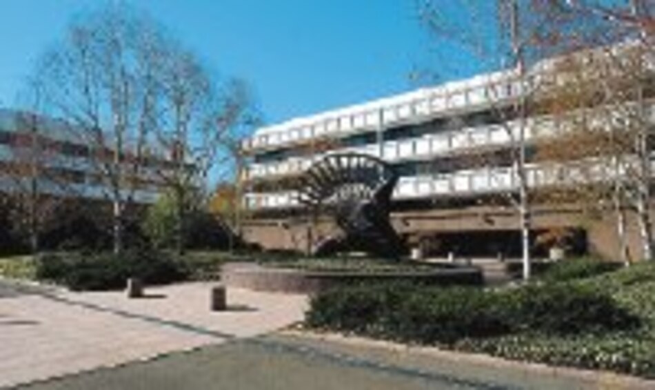 Disminuyen las ganancias de GE