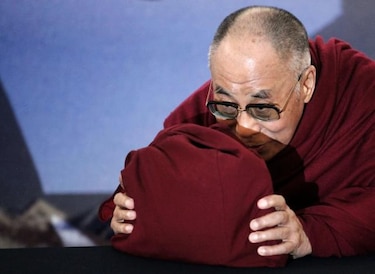 Estados Unidos sancionará a funcionarios de China si interfieren con elección del Dalái Lama
