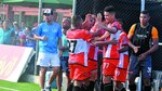 La fiesta está en el interior