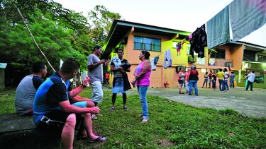 Discrepancias por alojar a cubanos