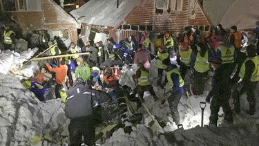 Avalancha deja heridos y desaparecidos en Noruega