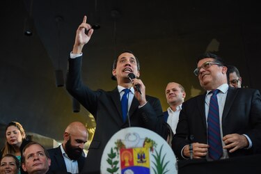 Guaidó llama a manifestaciones en Venezuela desde este jueves