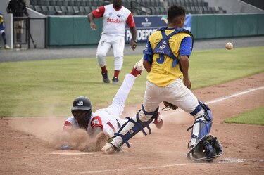 Chiriquí y Panamá Metro van por la hegemonía
