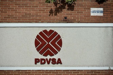 Detienen a viceministro venezolano por corrupción en petrolera estatal