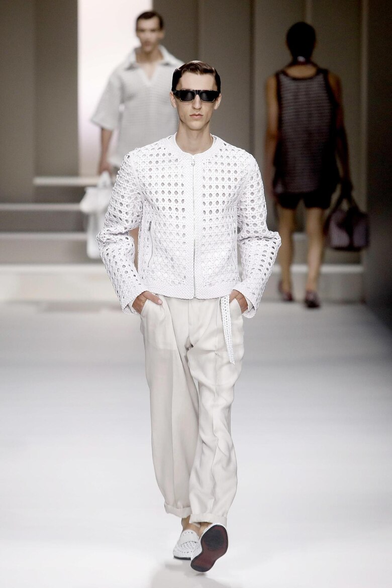 Dolce & Gabbana recuperan los años 50 en su colección para hombre en la pasarela de Milán