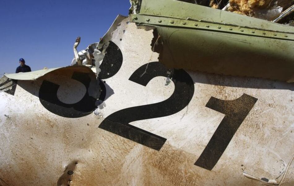 Londres sospecha que el avión ruso pudo estrellarse debido a una bomba