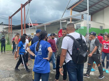 Migrantes venezolanos varados en Panamá serán enviados a albergue de Gualaca, Chiriquí
