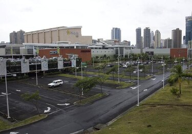 Frustran robo en el centro comercial Multiplaza