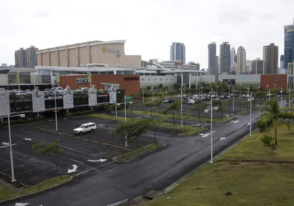 Frustran robo en el centro comercial Multiplaza