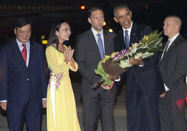 Obama llega a Vietnam para abordar el tema del libre comercio y la seguridad