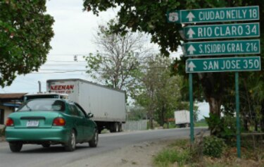 Buscarán niña desaparecida en Costa Rica hasta la frontera con Panamá