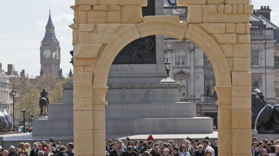 Arco del triunfo destruido en Palmira es recreado en Londres