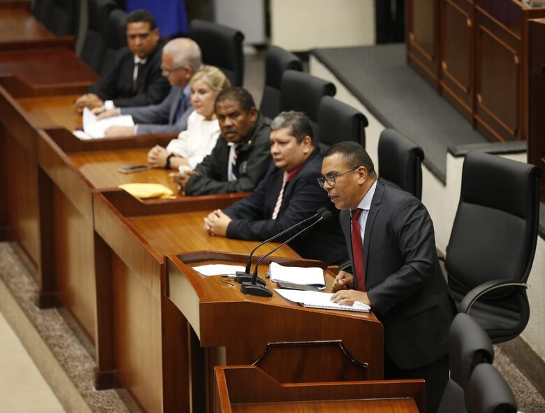 El presupuesto avanza a segundo debate en medio de denuncias de ilegalidades y activación del ‘cuartito’ de la Asamblea