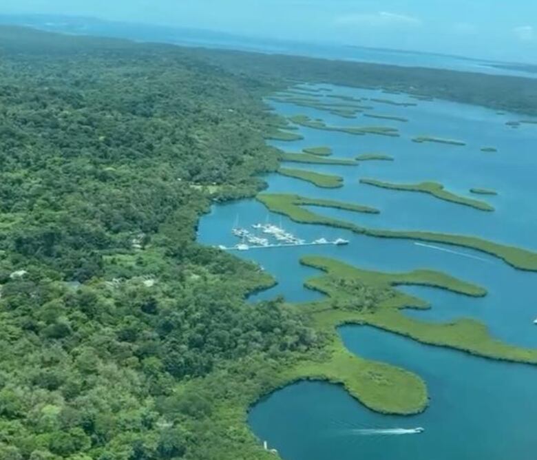 Juez valida la aprehensión de las 14 fincas en Red Frog que estaban a nombre del Suntracs