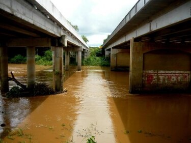 Informe de 2008 resalta niveles de contaminación del río La Villa